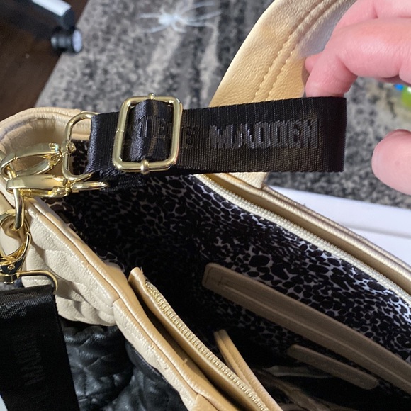 STEVE MADDEN DIAPER BAG - Picture 4 of 6